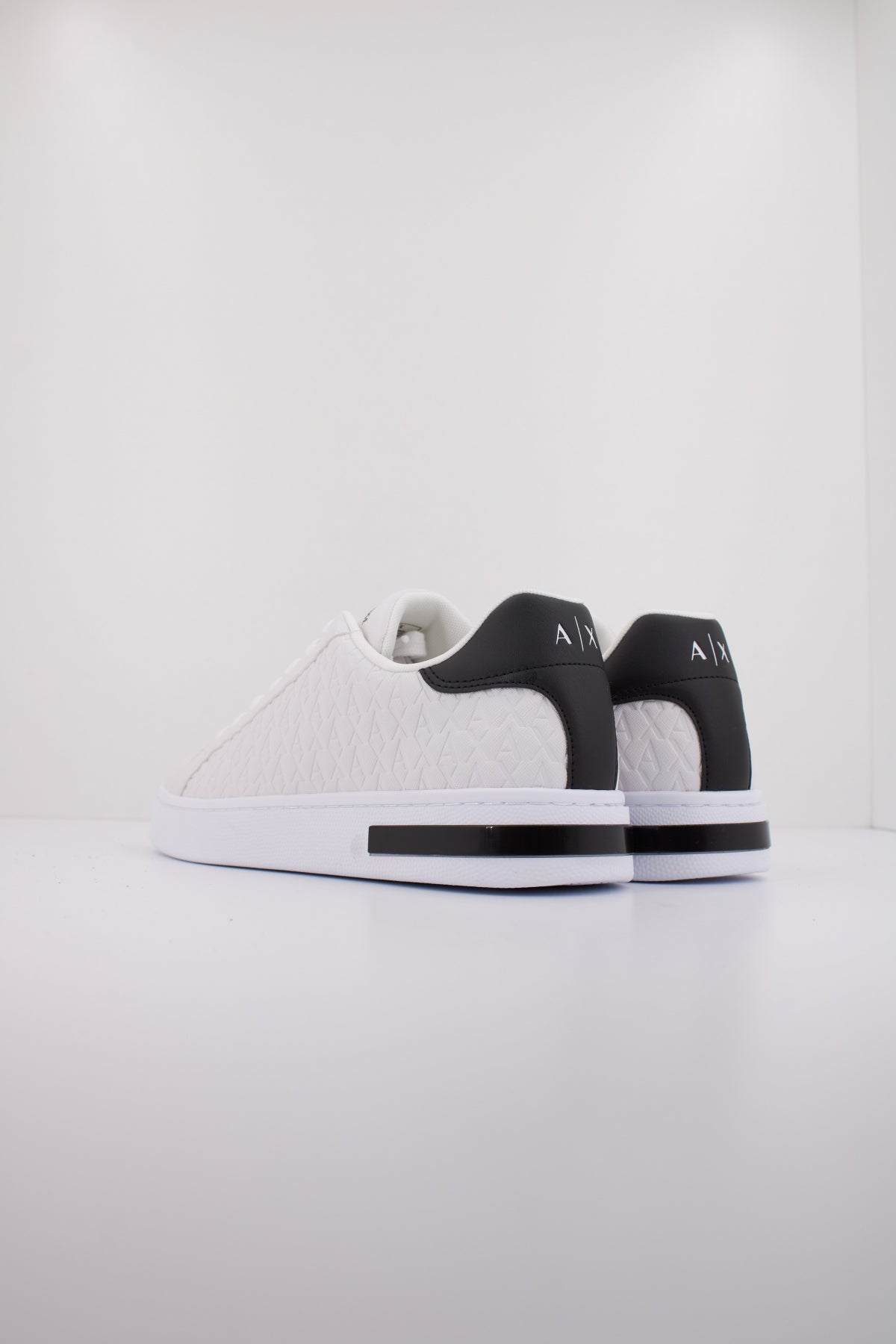 ARMANI EXCHANGE XM AF en color BLANCO (4)