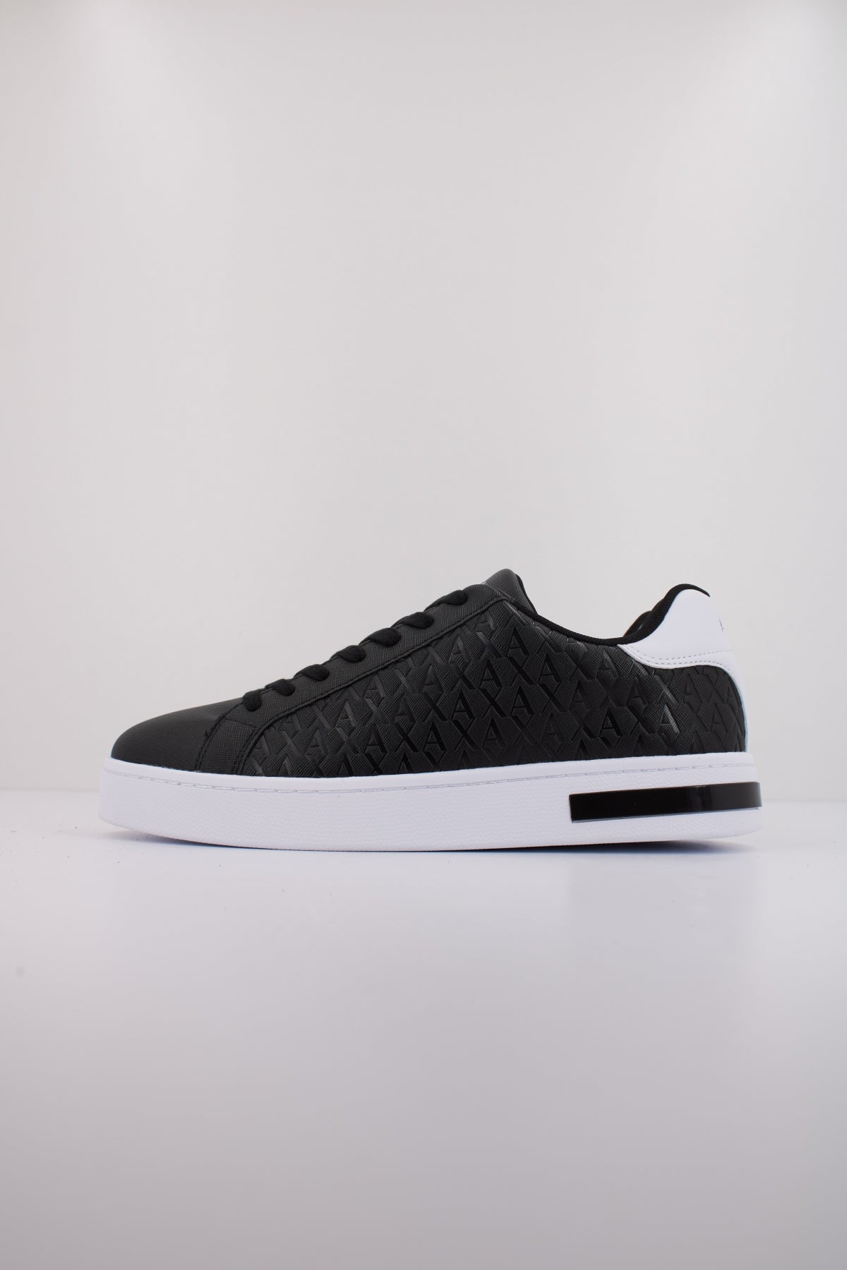 ARMANI EXCHANGE XM AF en color NEGRO (1)