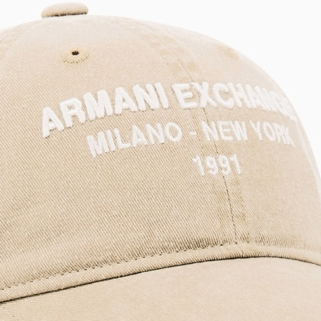 ARMANI EXCHANGE XM AF BASEBALL HAT en color BEIS (6)