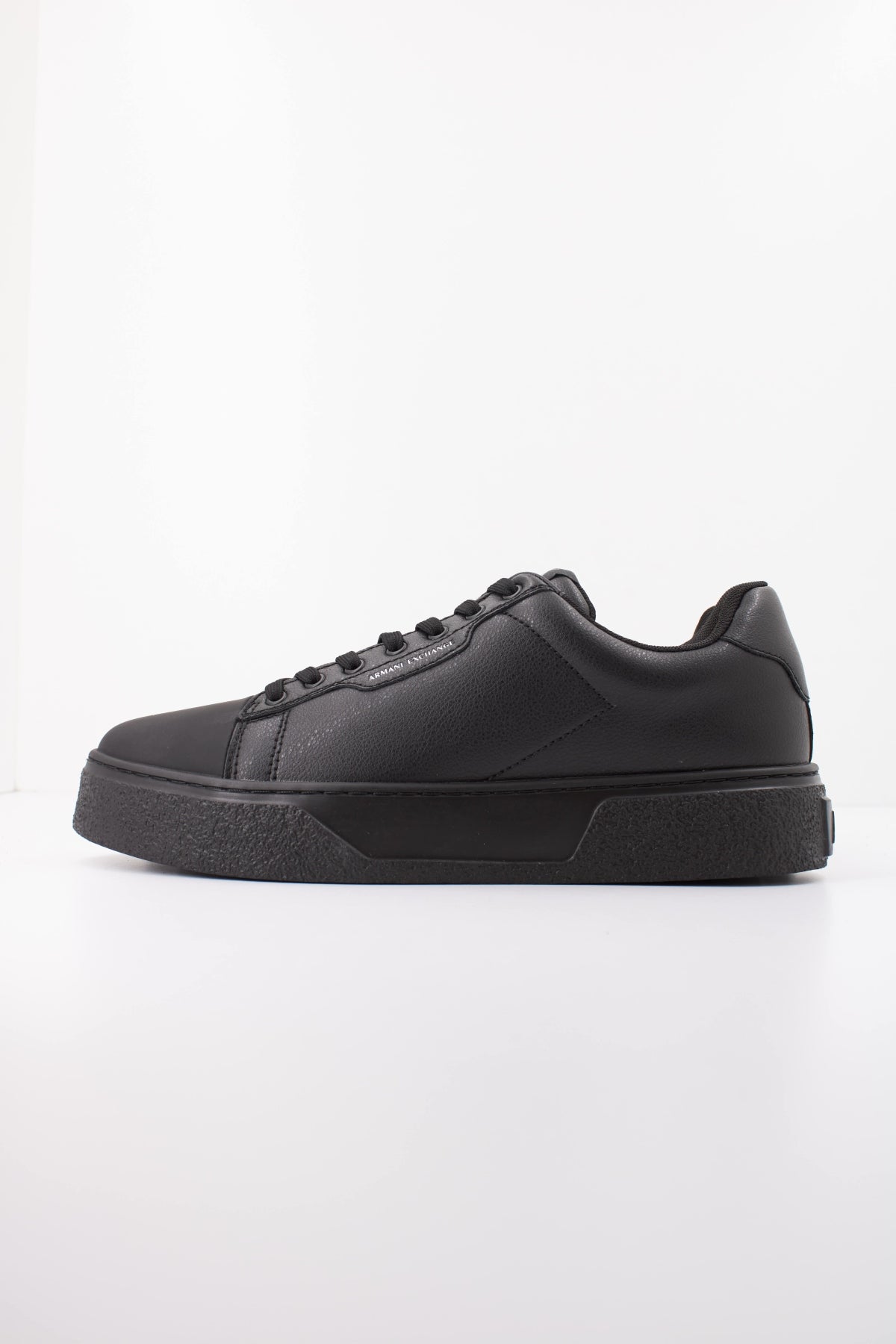 ARMANI EXCHANGE XM AF en color NEGRO (1)