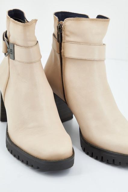 DORKING BY FLUCHOS EVIE en color BLANCO (4)