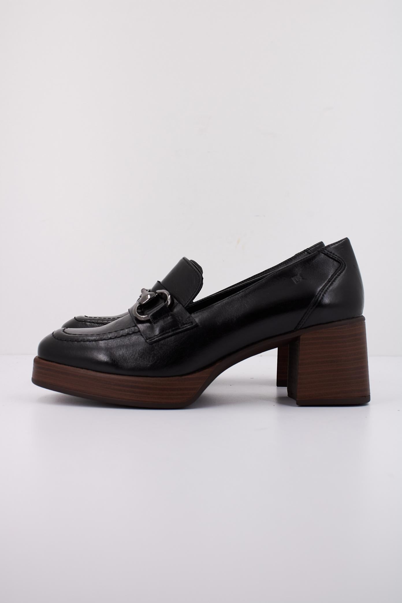 DORKING BY FLUCHOS D en color NEGRO (1)