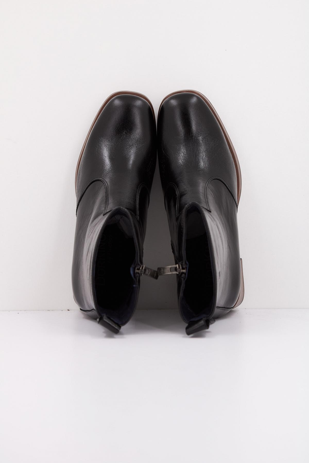 DORKING BY FLUCHOS CRISTEL D en color NEGRO (3)