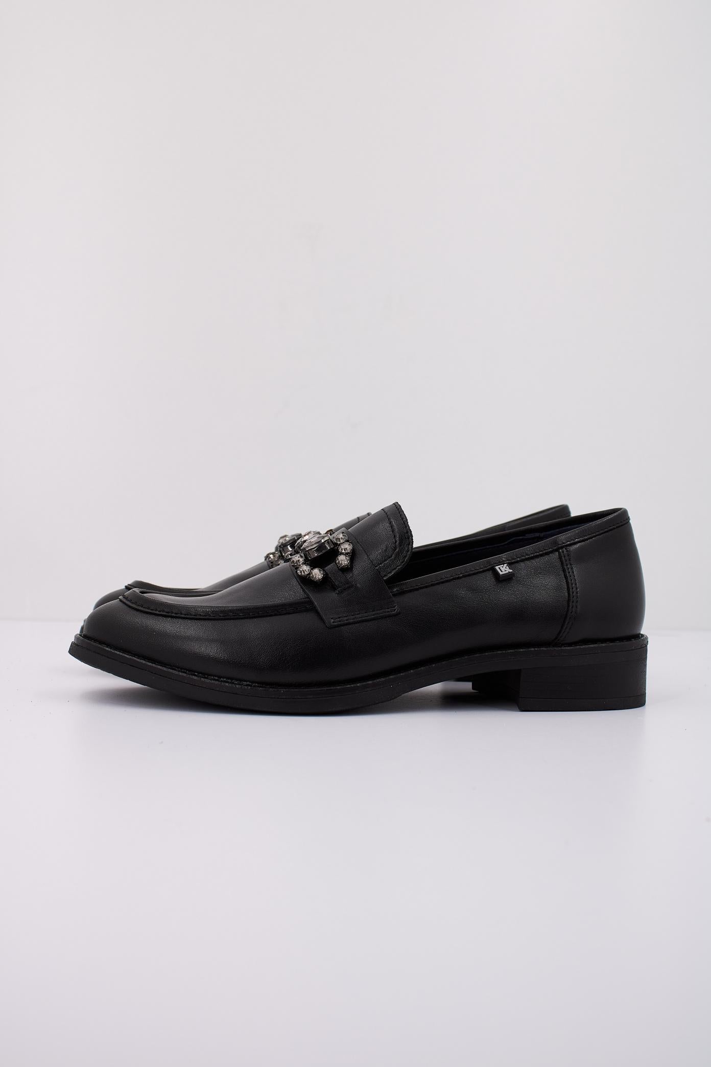 DORKING BY FLUCHOS D en color NEGRO (1)