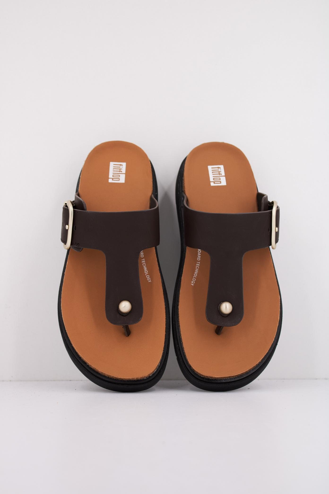FITFLOP HE en color MARRON (3)