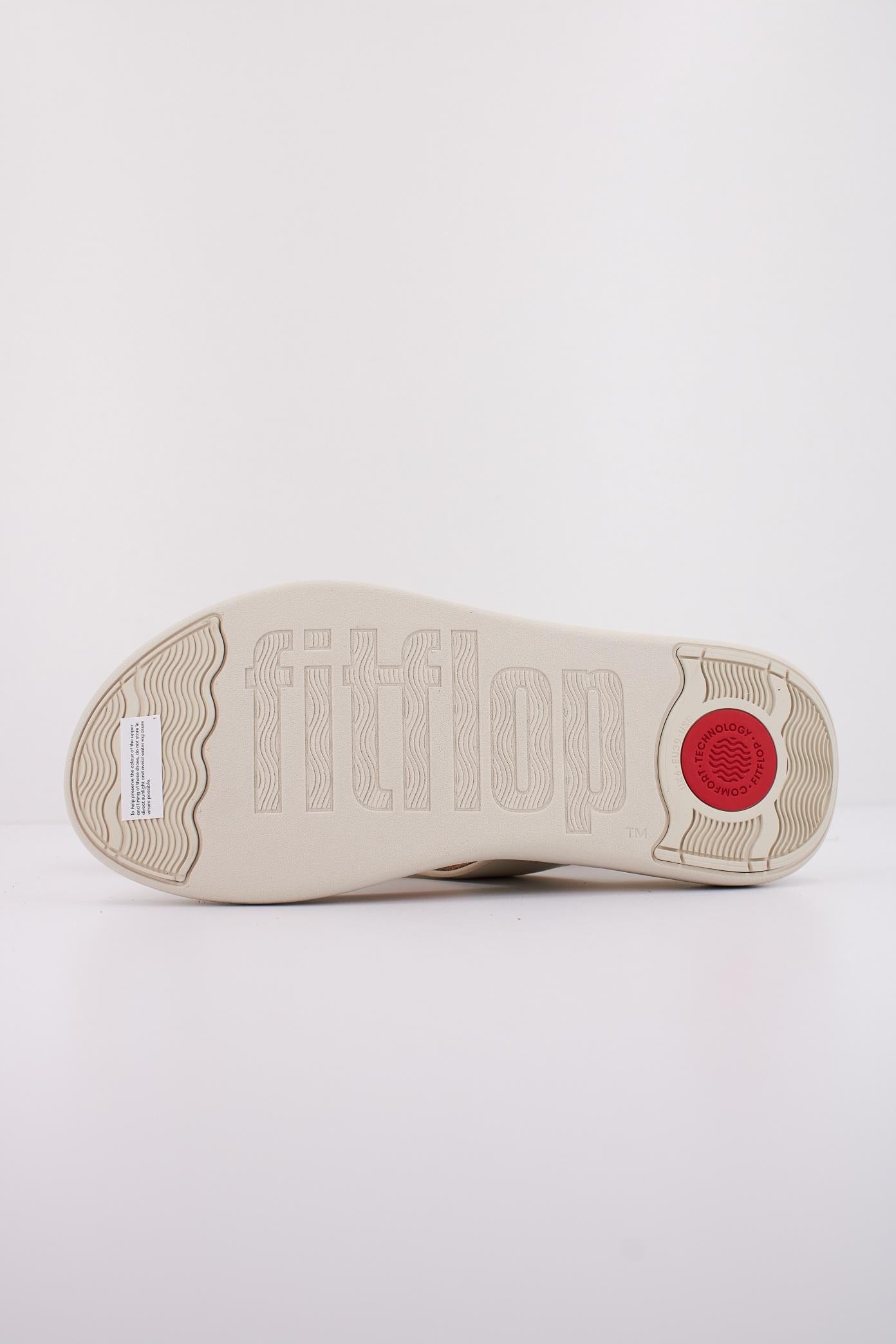 FITFLOP MODE GO ADJUSTABLE FLATFORM en color BEIS (5)