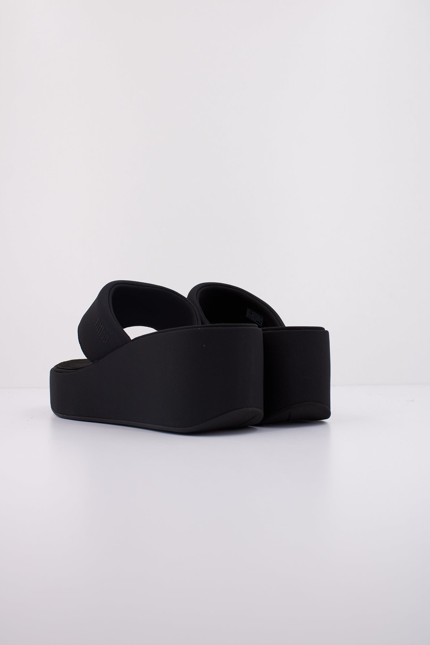 FITFLOP PLATFFORMS WEDGE TOE POST S en color NEGRO (4)