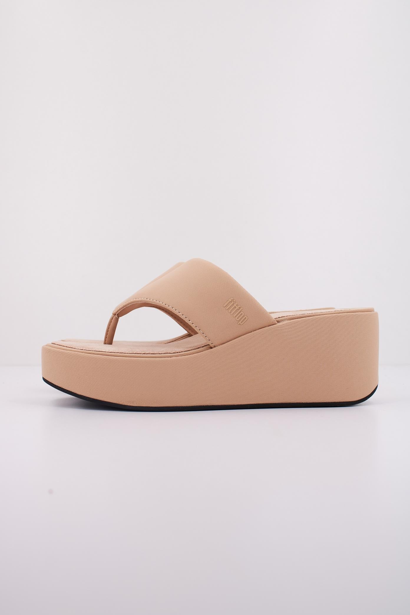 FITFLOP PLATFFORMS WEDGE en color BEIS (1)