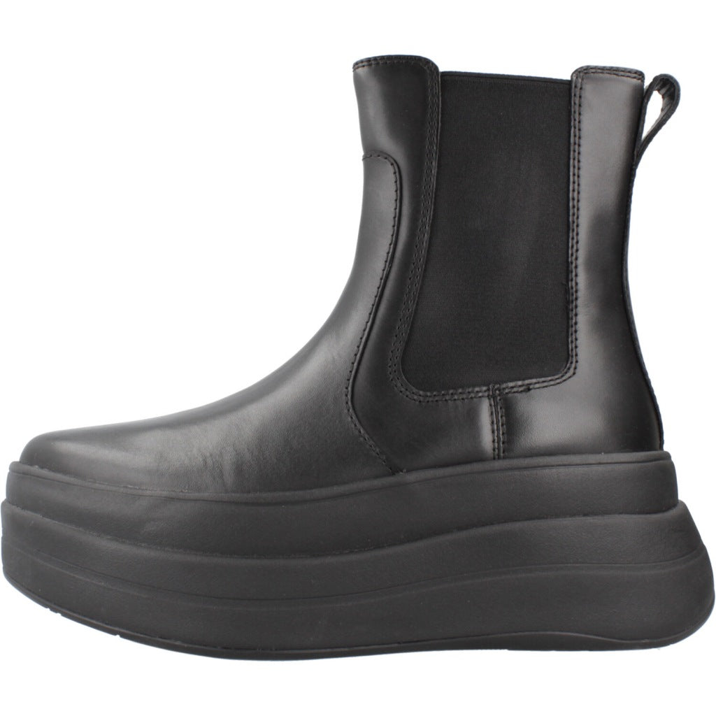 FITFLOP CHELSEA en color NEGRO (2)