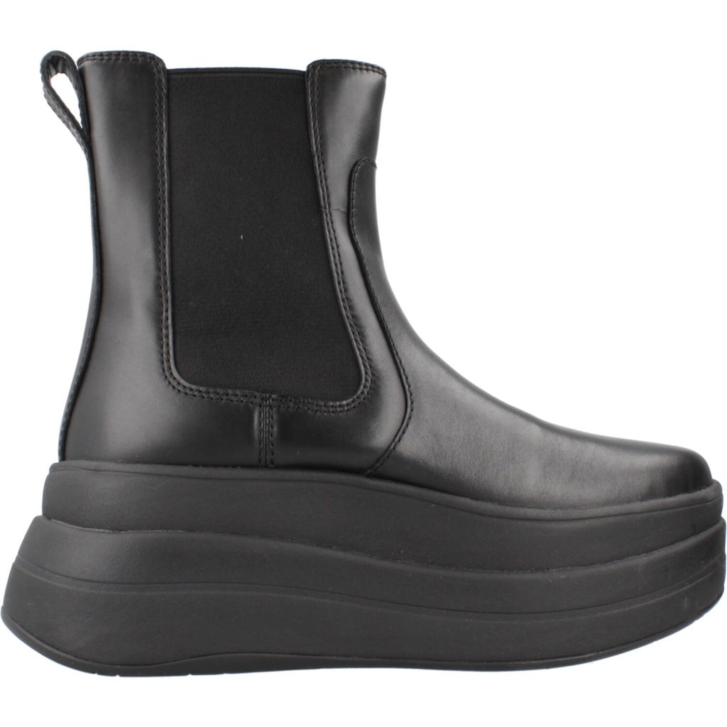 FITFLOP CHELSEA en color NEGRO (4)