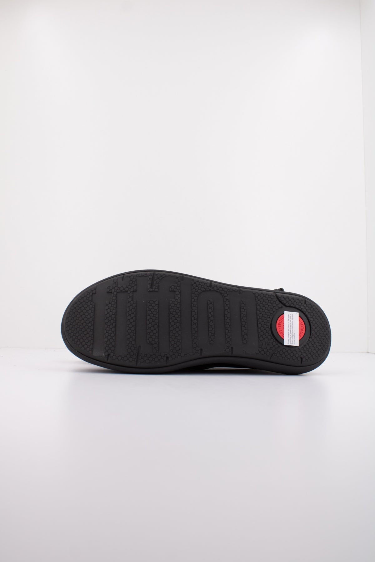 FITFLOP COMFF TASSEL LEATHER LOAFER en color NEGRO (5)