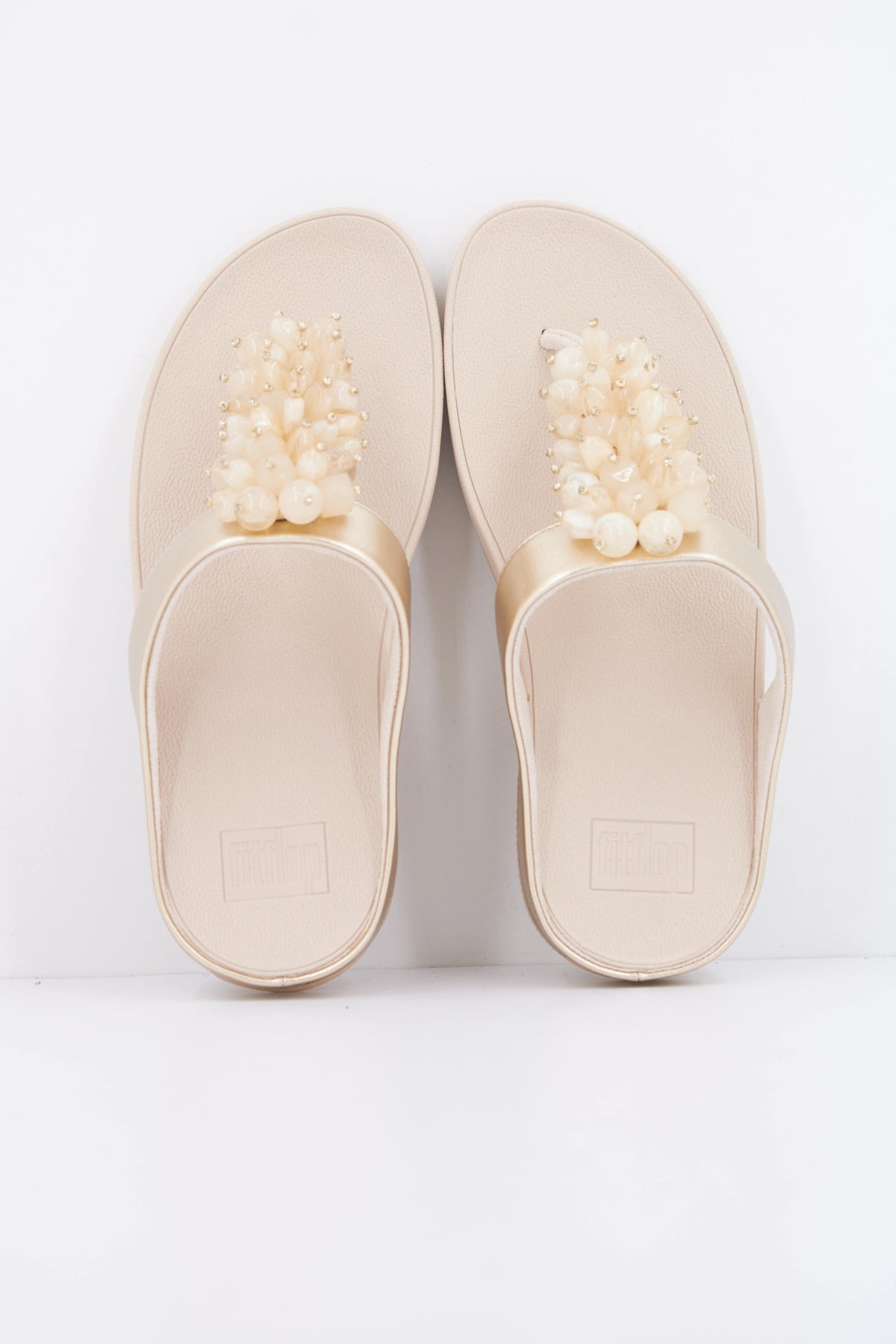 FITFLOP FINO BEAD CLUSTER en color ORO (3)