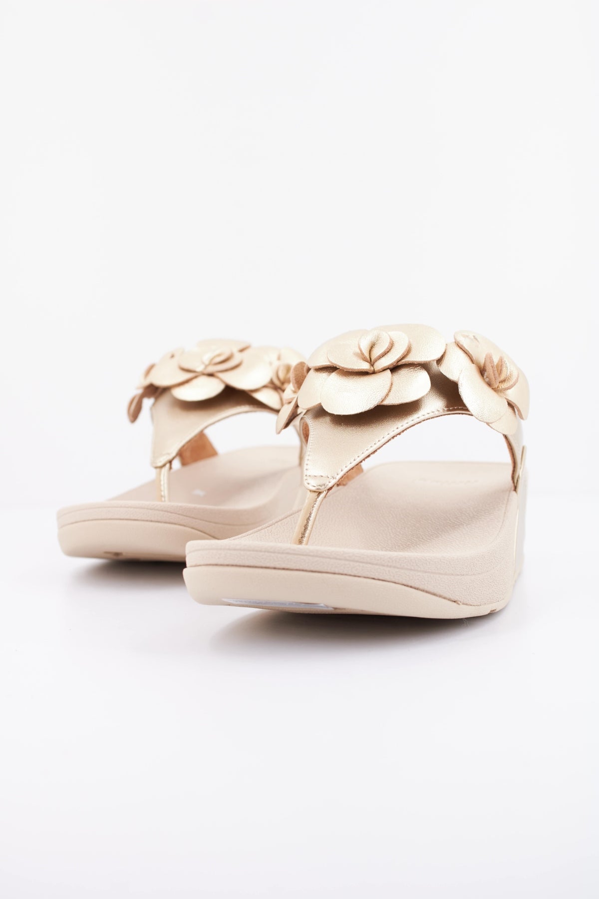 FITFLOP LULU FLOWER en color ORO (2)