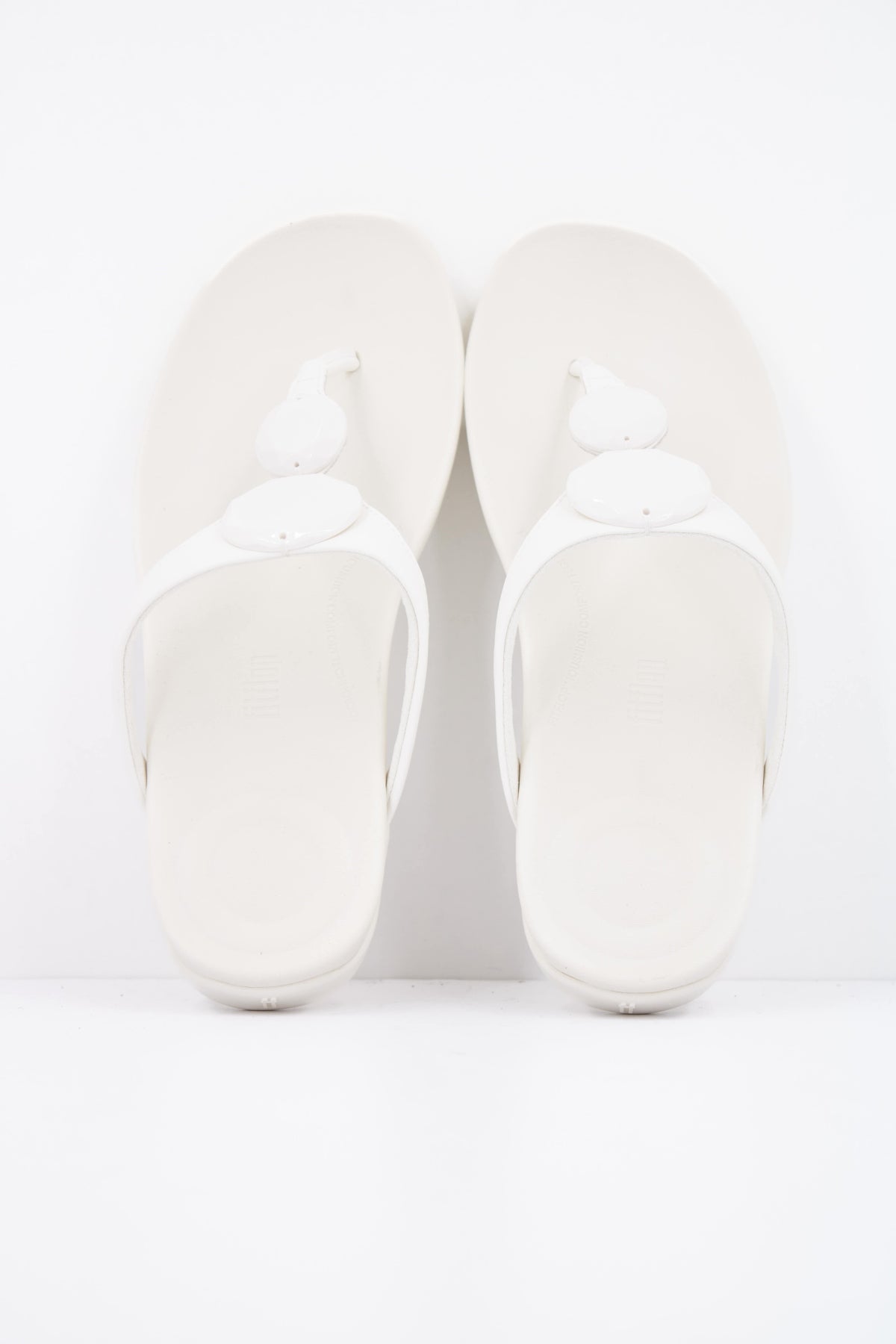FITFLOP SANDALIA SOLAY GLOSSY DISC en color BLANCO (3)