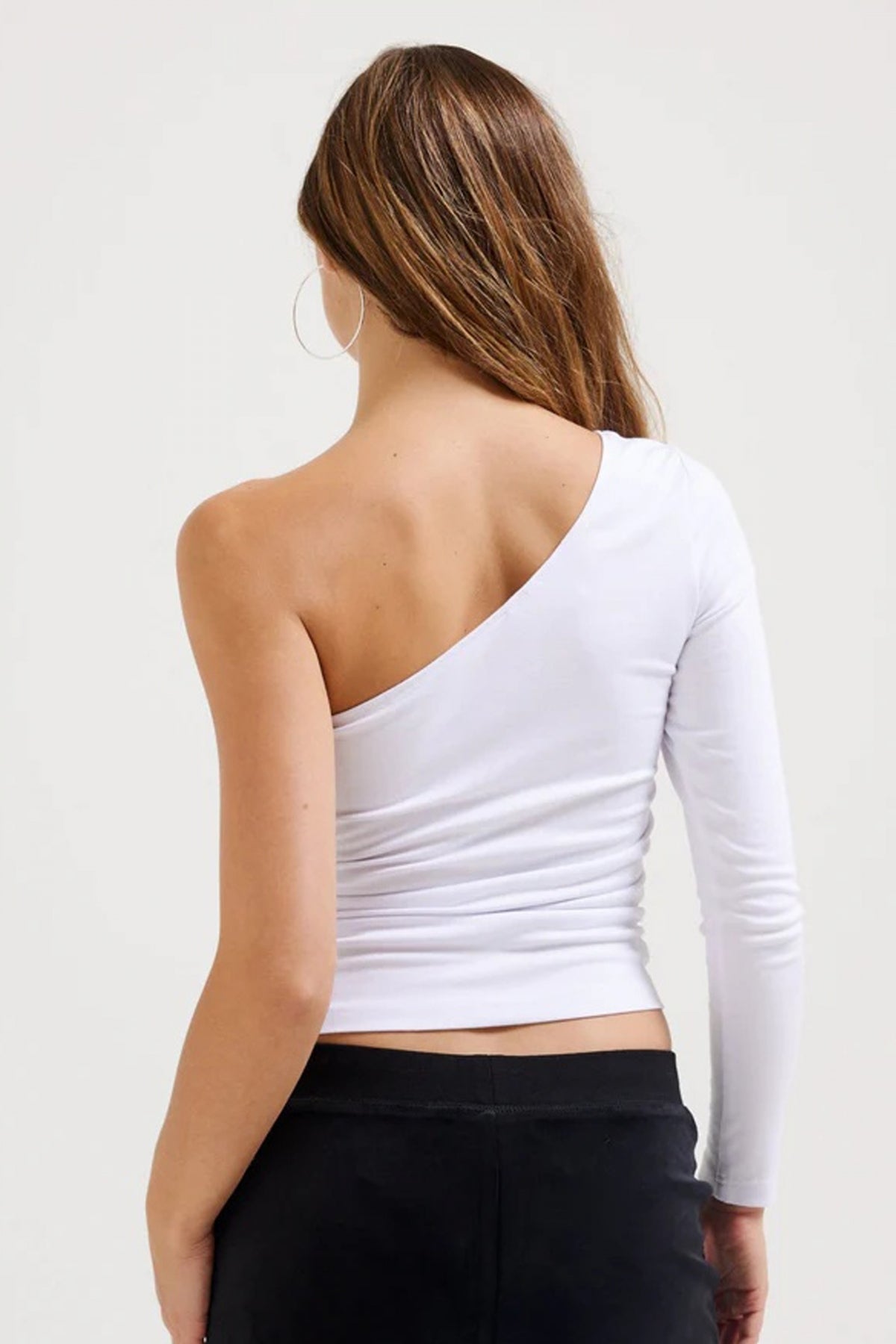 JUICY COUTURE NELLA ASYMMETRIC LS en color BLANCO (3)