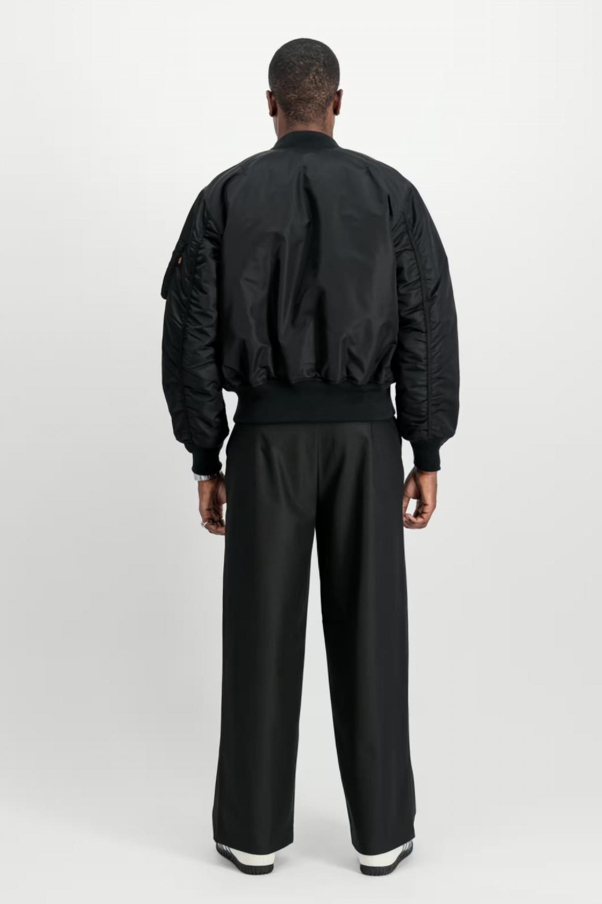 ALPHA INDUSTRIES MA- HERITAGE en color NEGRO (3)