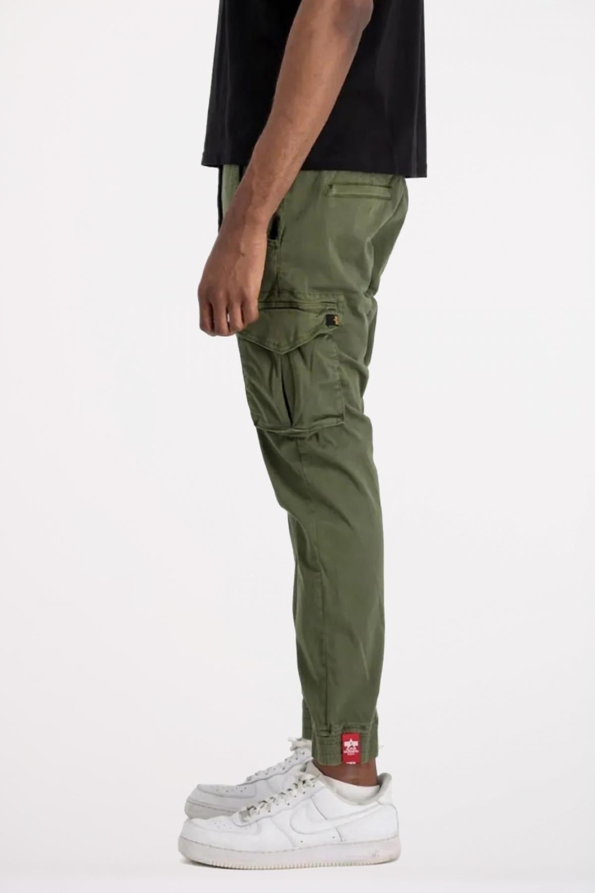 ALPHA INDUSTRIES COTTON TWILL JOGGER en color VERDE (2)