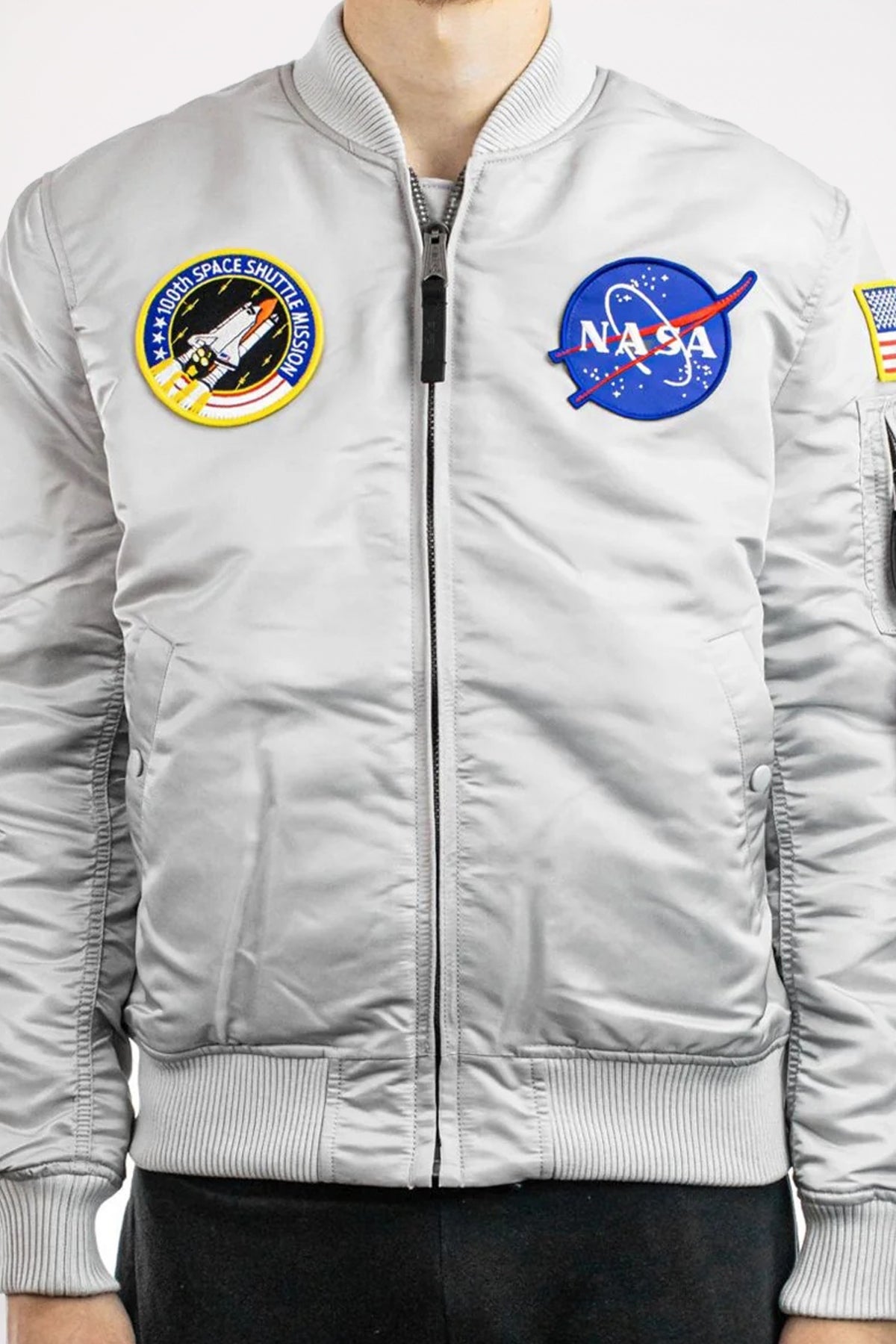 ALPHA INDUSTRIES MA VF NASA en color GRIS (1)
