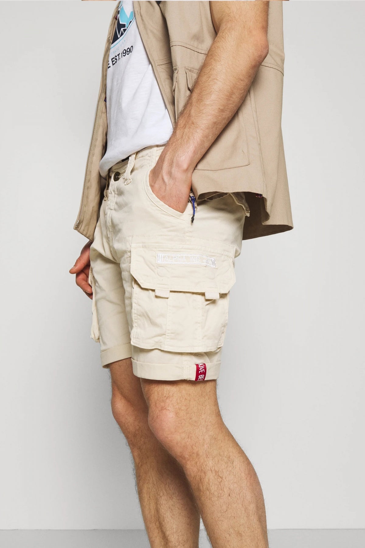 ALPHA INDUSTRIES CREW SHORT en color BEIS (3)