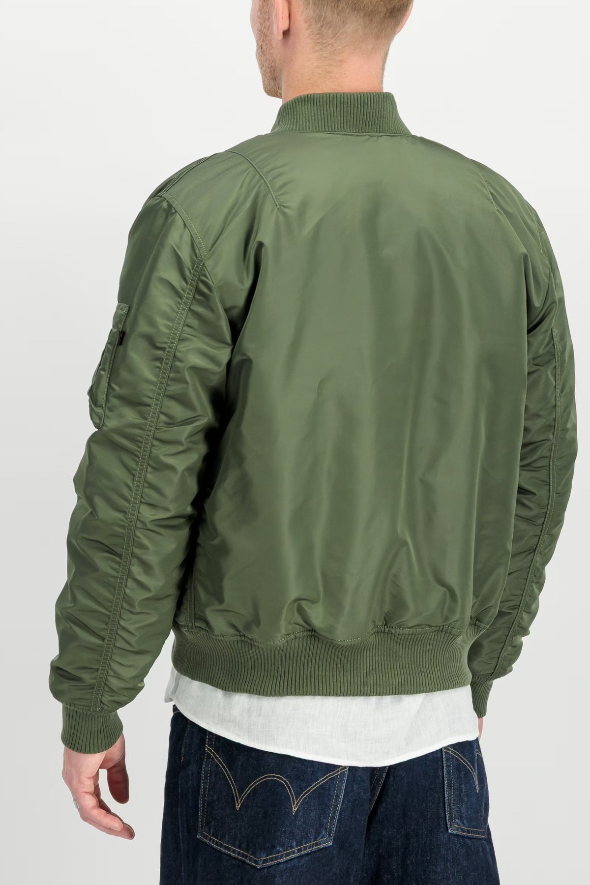 ALPHA INDUSTRIES THE MA- VF BOMBER JACKET en color VERDE (2)