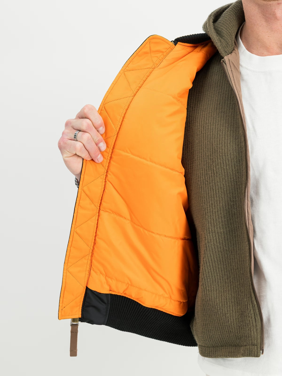 ALPHA INDUSTRIES THE MA- VF BOMBER JACKET en color NEGRO (3)
