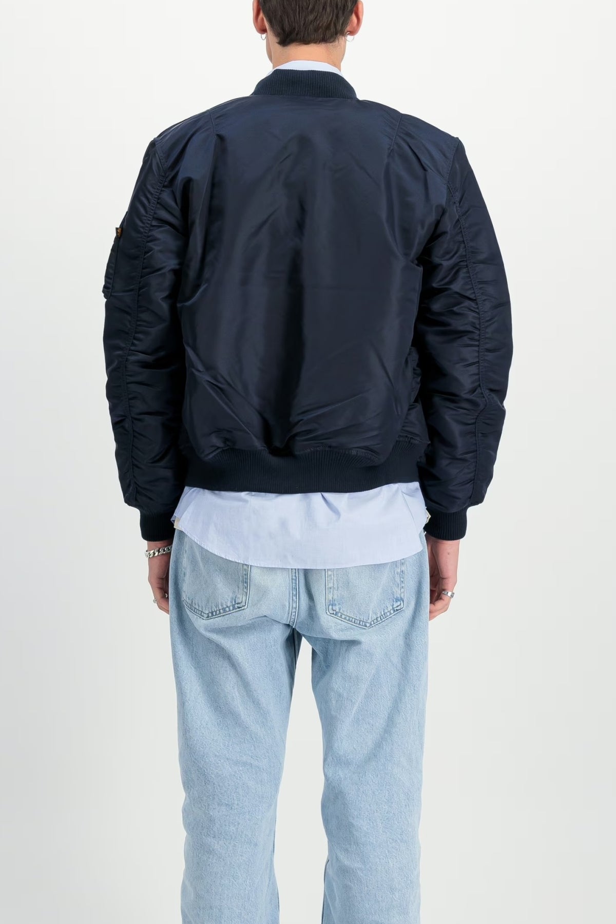 ALPHA INDUSTRIES THE MA- VF BOMBER JACKET en color AZUL (2)
