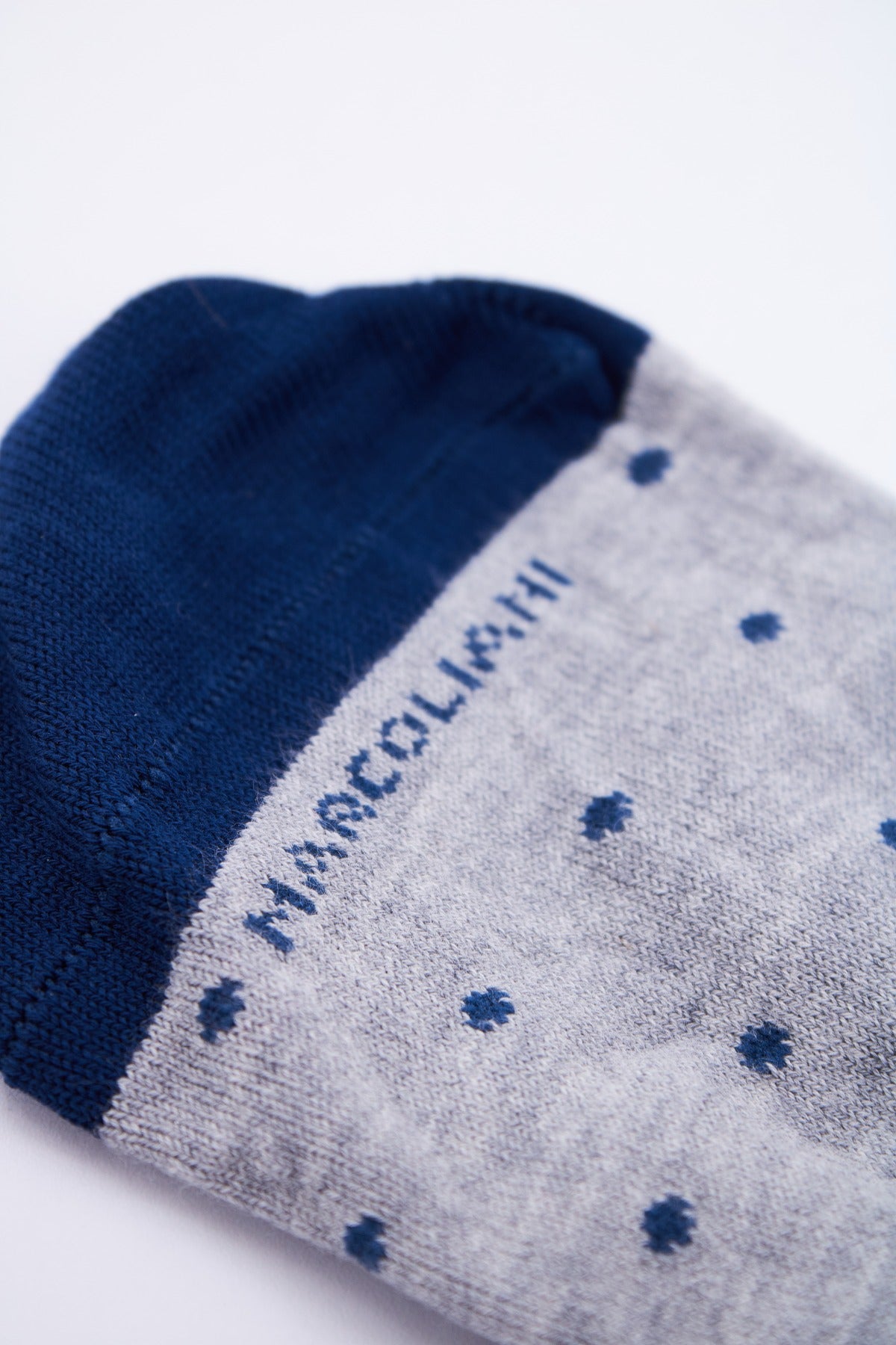 MARCOLIANI MARK en color GRIS (2)