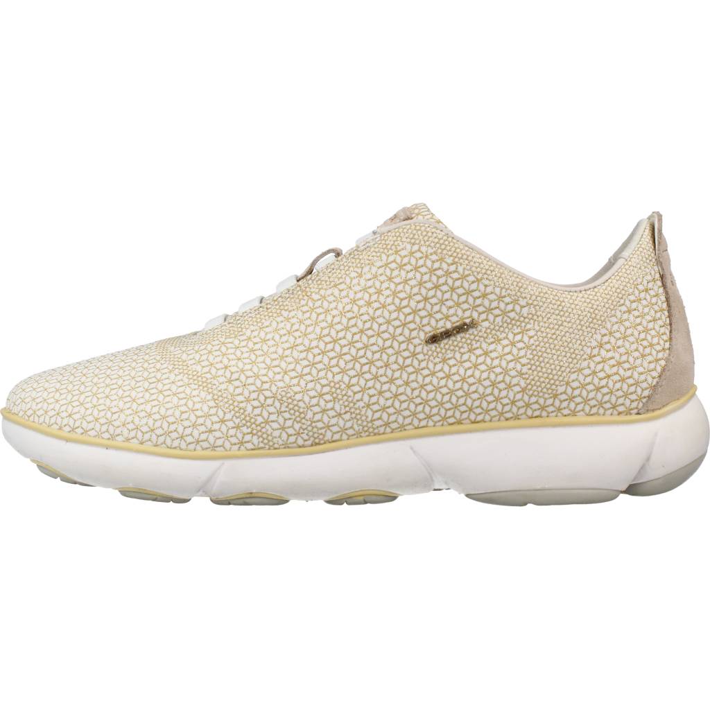 GEOX D NEBULA E en color ORO (2)