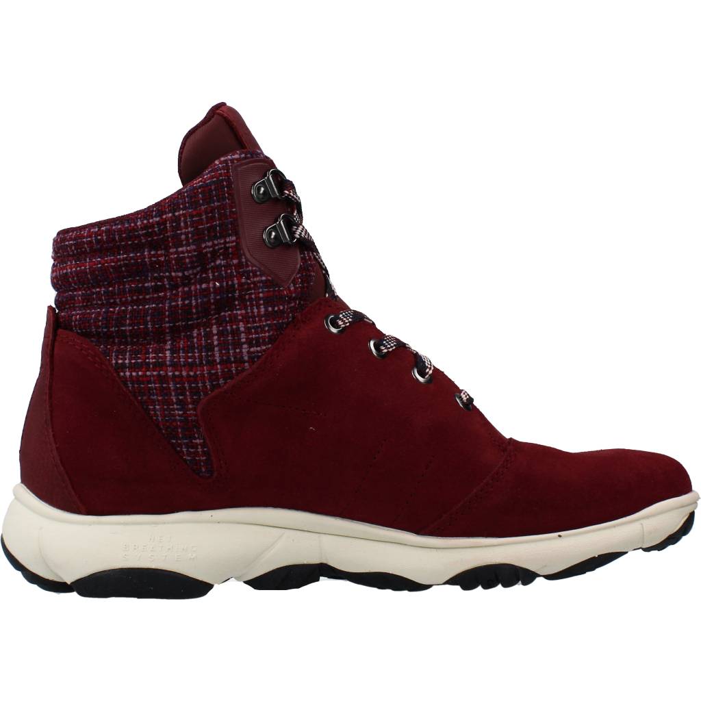 GEOX D NEBULA X B ABX en color ROJO (4)