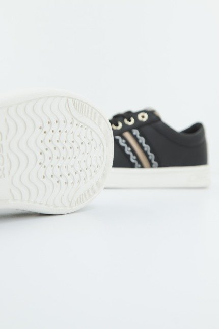GEOX J DJROCK GIRL en color NEGRO (4)
