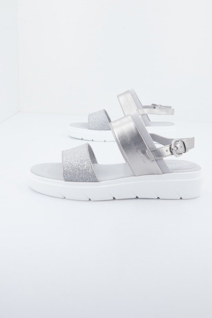 GEOX D TAMAS en color PLATA (2)