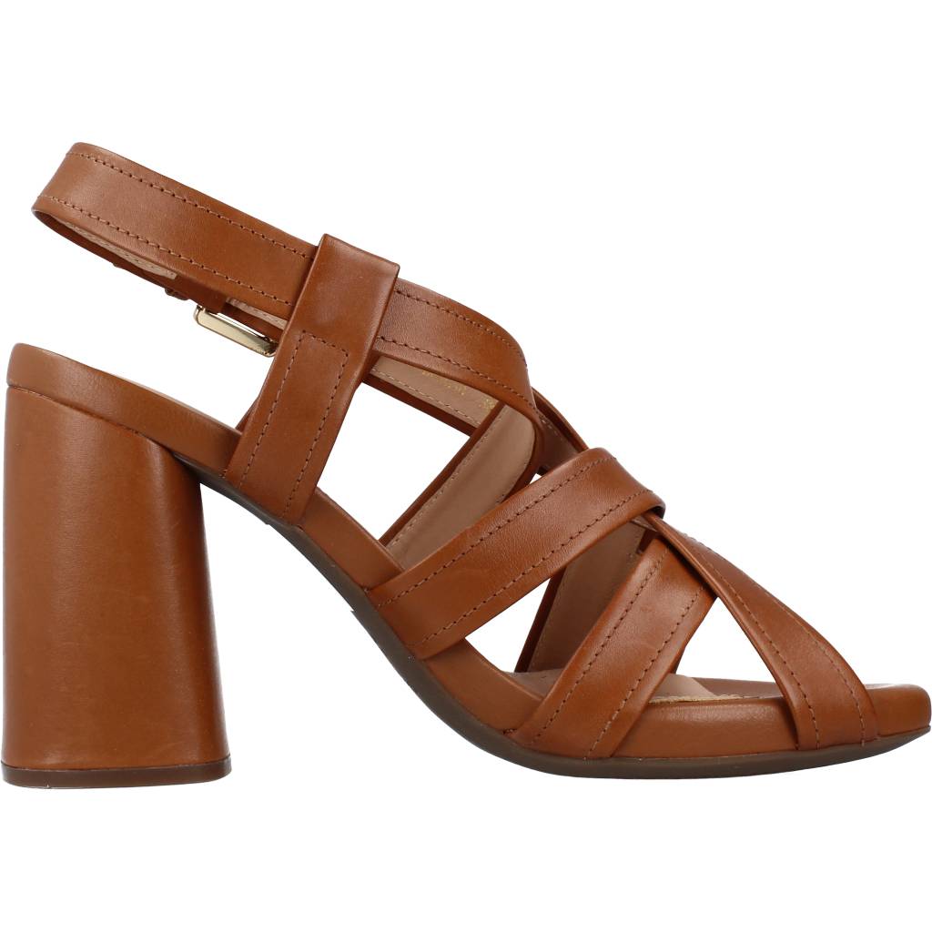 GEOX D GENZIANA HIGH B en color MARRON (4)