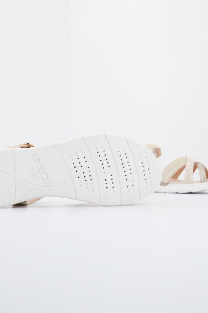 GEOX D SANDAL HIVER en color BEIS (4)