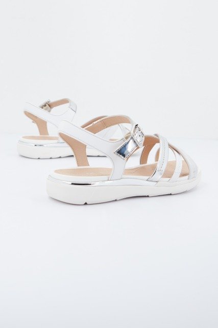 GEOX D SANDAL HIVER en color BLANCO (3)