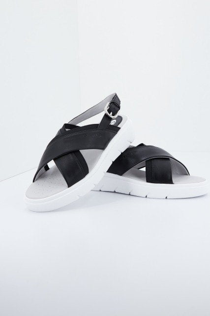GEOX D TAMAS en color NEGRO (3)