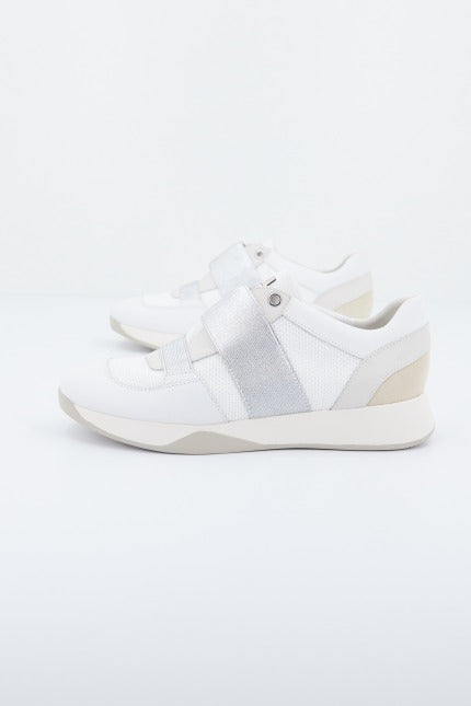 GEOX D SUZZIE en color BLANCO (1)