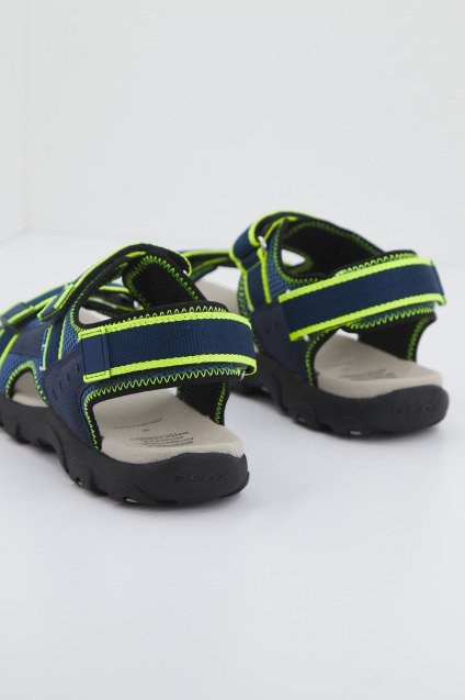 GEOX JR SANDAL STRADA en color AZUL (3)