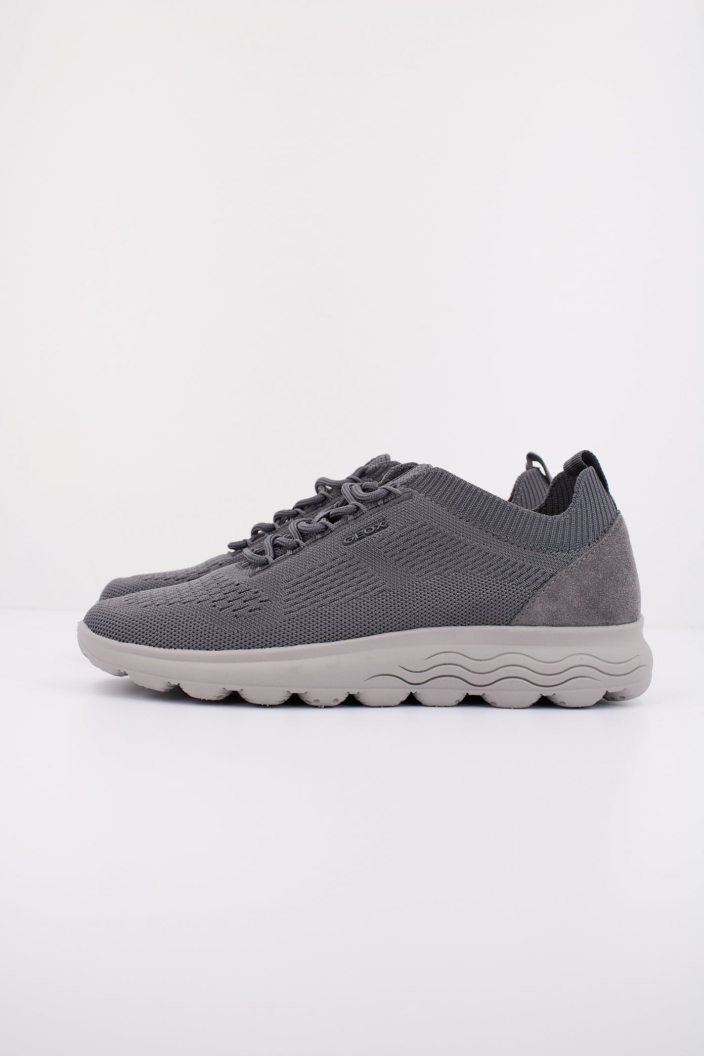 GEOX en color GRIS (1)
