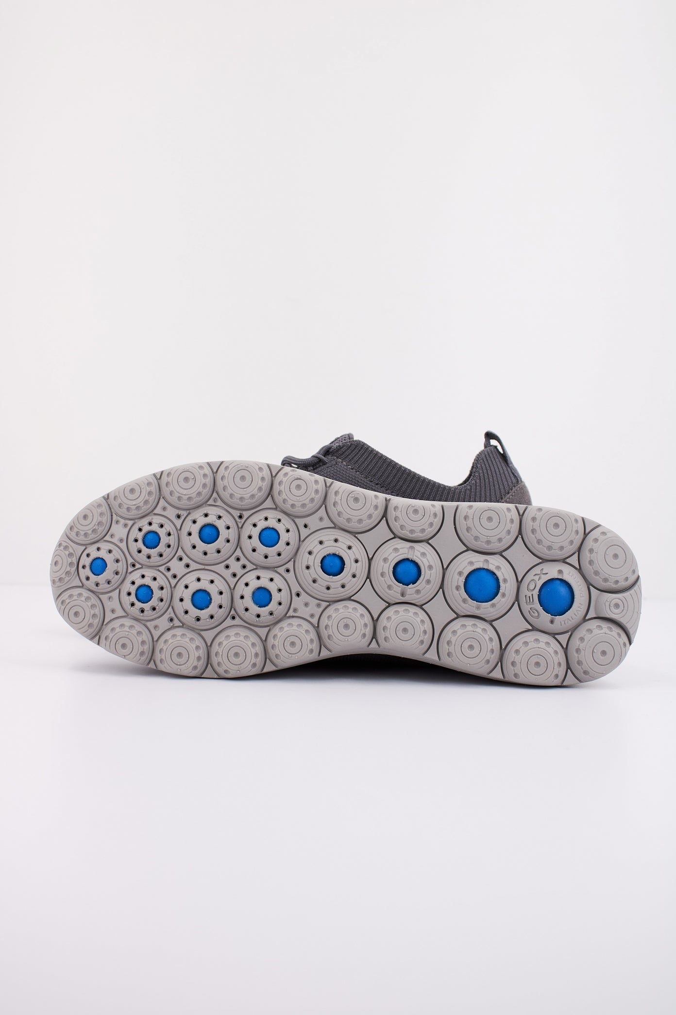 GEOX en color GRIS (5)