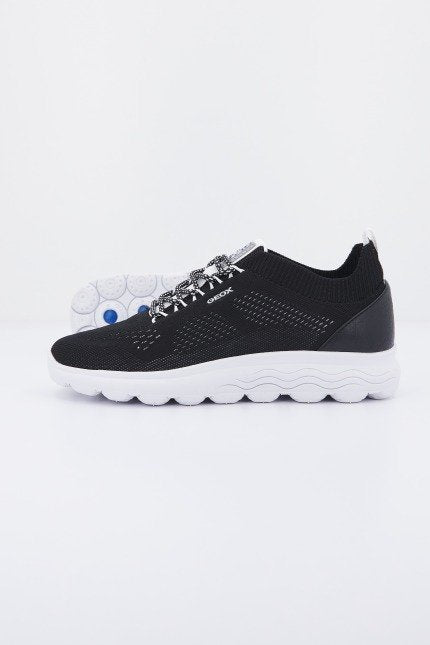GEOX D SPHERICA en color NEGRO (2)