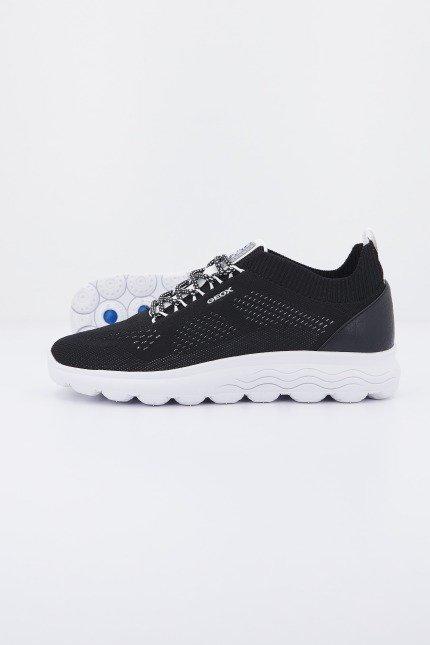 GEOX D SPHERICA en color NEGRO (2)