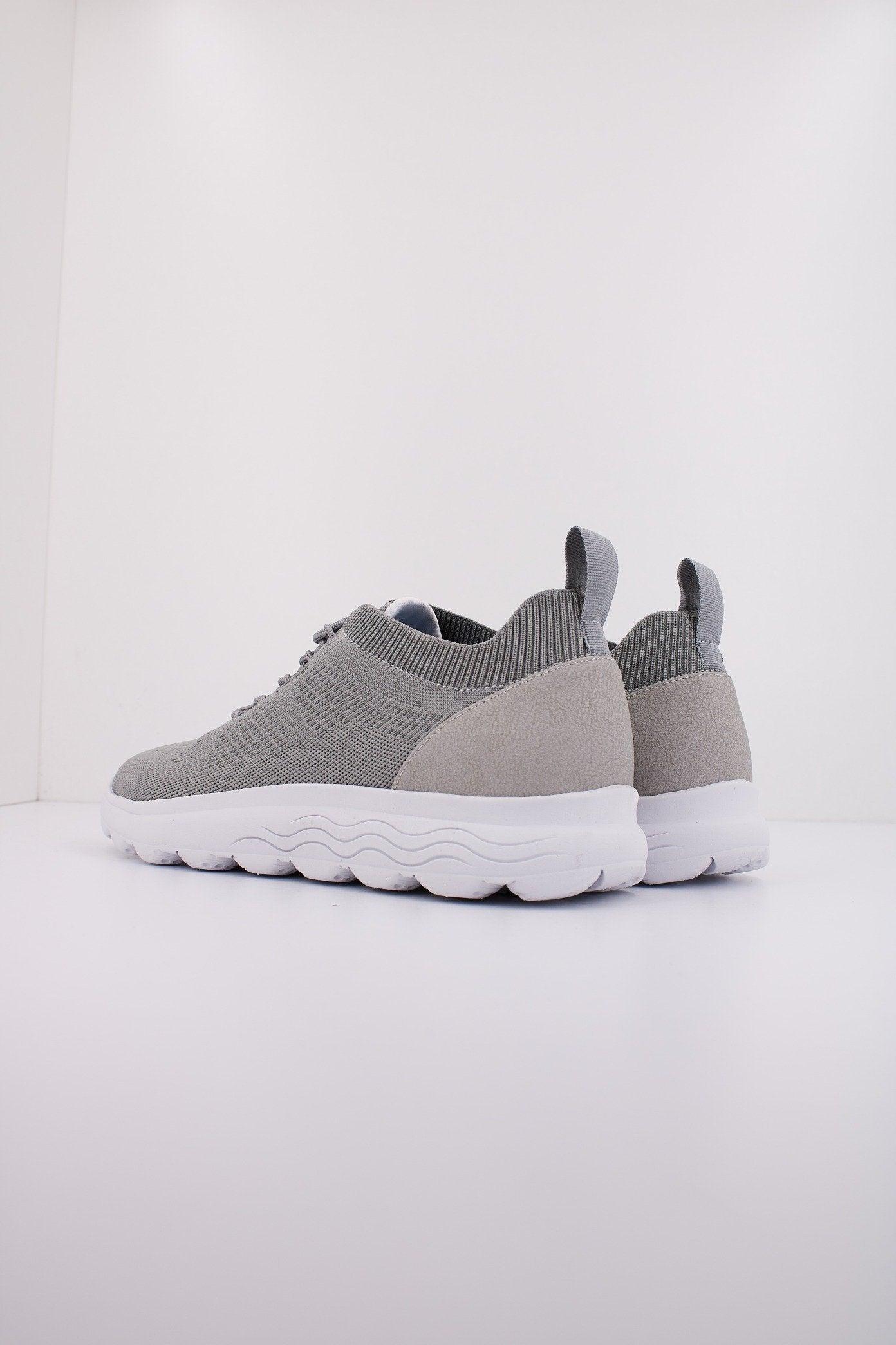GEOX U SPHERICA en color GRIS (3)