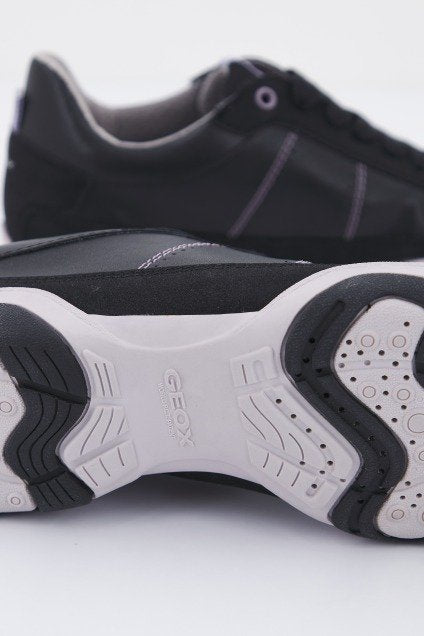 GEOX D ARROW en color NEGRO (4)
