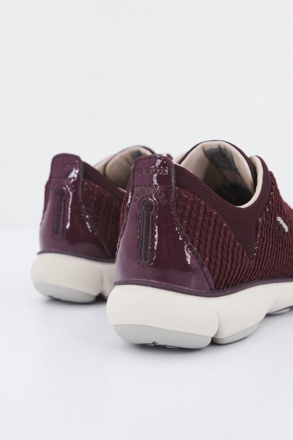 GEOX D NEBULA en color BURDEOS (3)