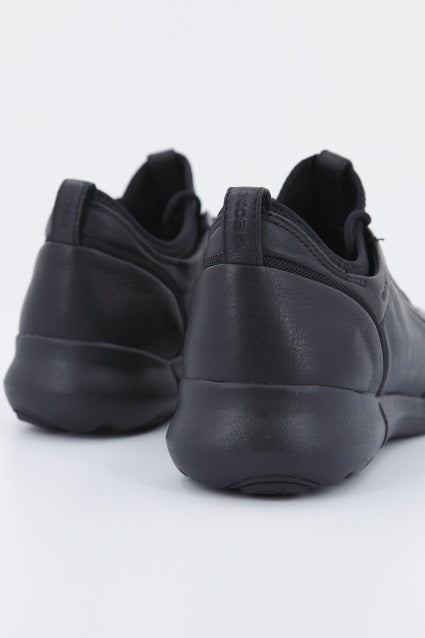 GEOX D NEBULA S en color NEGRO (3)