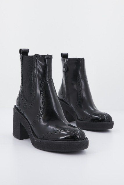 GEOX D ADRYA MID en color NEGRO (2)