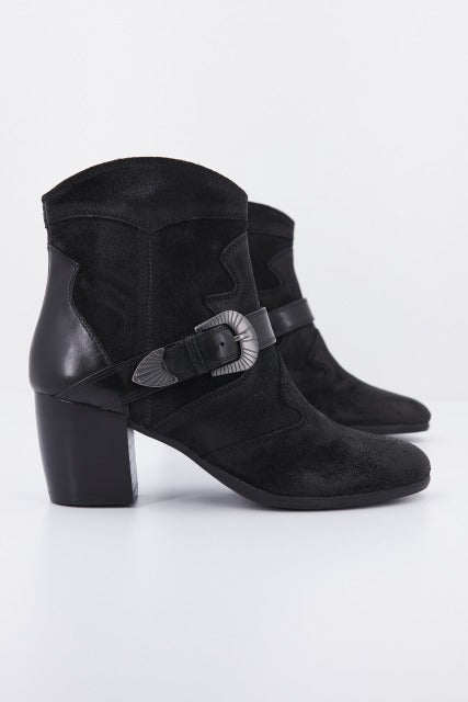 GEOX D NEW LUCINDA en color NEGRO (2)