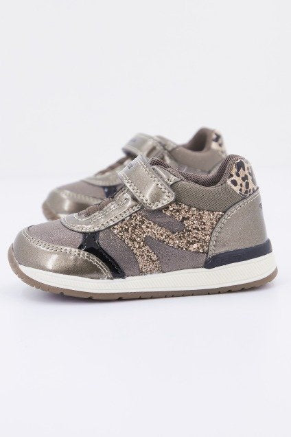 GEOX B RISHON GIRL en color ORO (2)