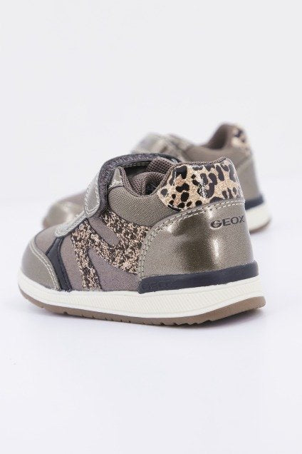 GEOX B RISHON GIRL en color ORO (3)