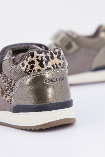 GEOX B RISHON GIRL en color ORO (4)
